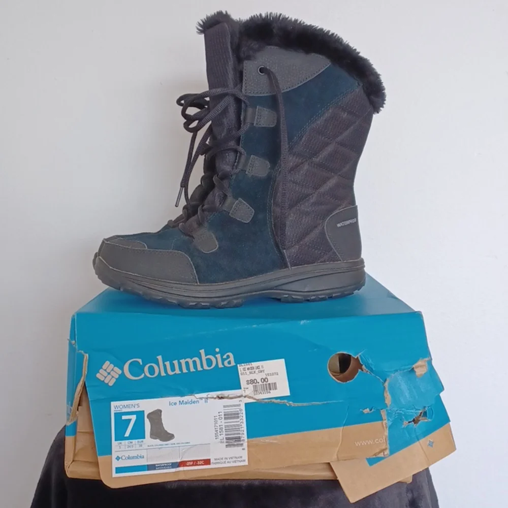 Columbia waterproof boot size7 - Picture 1 of 7